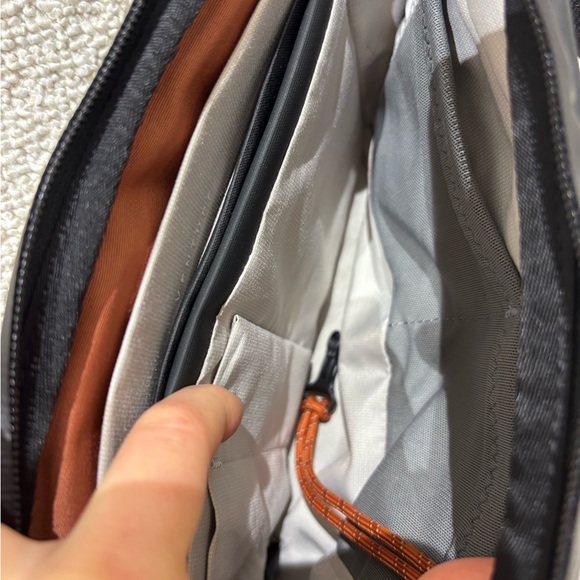 Bellroy Charcoal Belt Bag - Picture 8 of 11